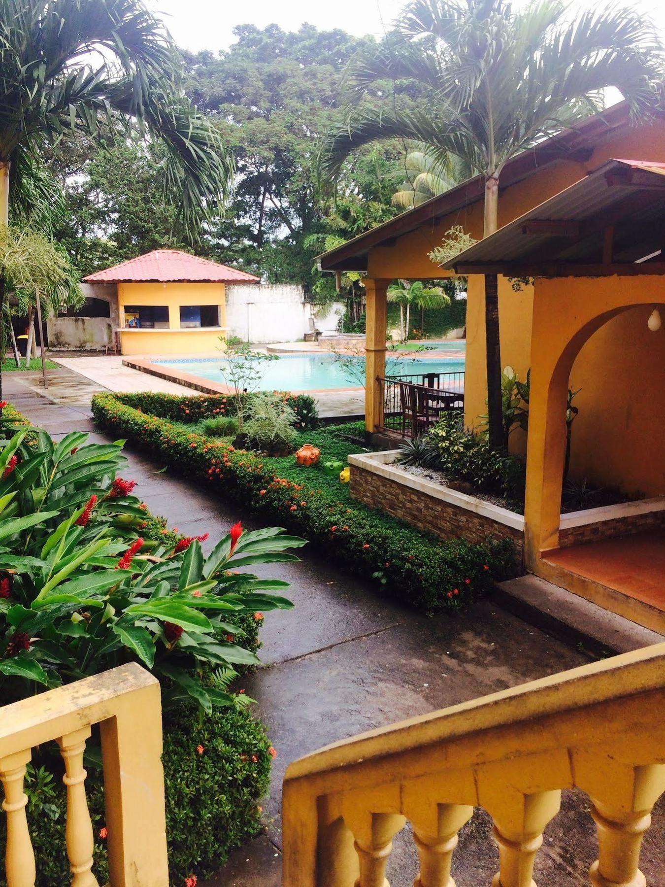 Hotel Molina La Ceiba Dış mekan fotoğraf